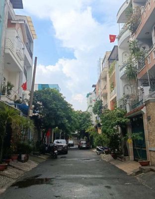 Townhouse 51 m² · 4 bed · Đường số 27