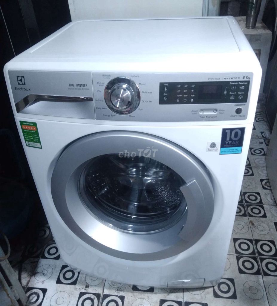 Máy giặt Electrolux 8kg Inverter like new. Mua bán Máy giặt tại Quận 8 Tp Hồ Chí Minh được đăng bởi binh đong hình 1