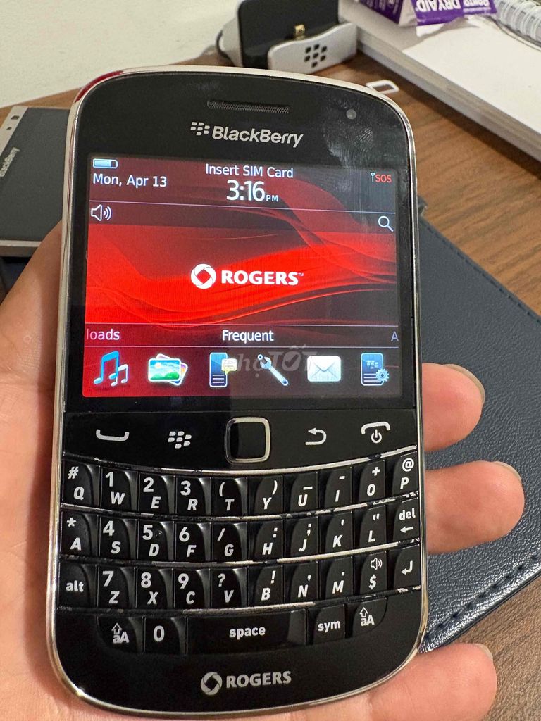 BlackBerry 9900 Rogers. Mua bán Điện thoại tại Quận 12 Tp Hồ Chí Minh được đăng bởi fish pink hình 1