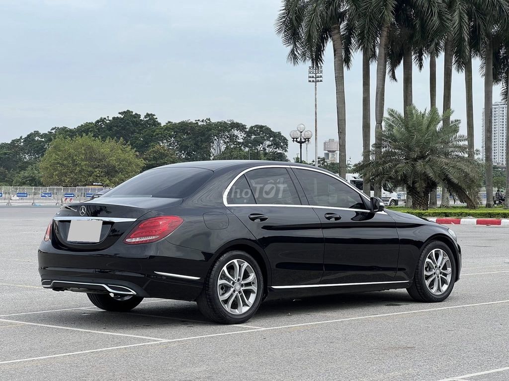 Cần bán Mercedes Benz C200. Mua bán Ô tô tại Quận Gò Vấp Tp Hồ Chí Minh được đăng bởi Xuân Trường hình 4