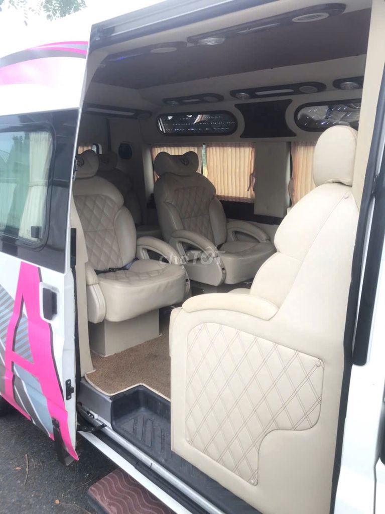 Ford Transit Limousine President 10 chỗ. Mua bán Phương tiện khác tại Quận Liên Chiểu Đà Nẵng được đăng bởi Angel Tourist hình 3