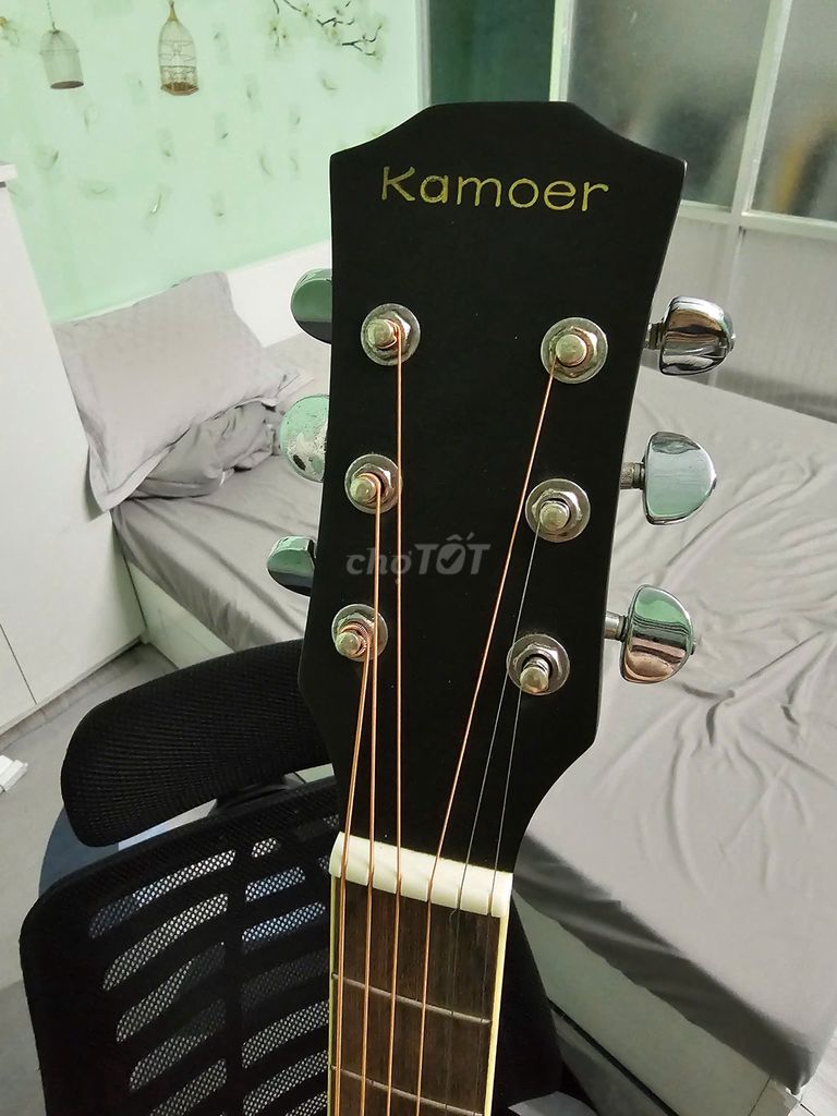 Đàn Guitar Kamoer cao cấp giá học sinh