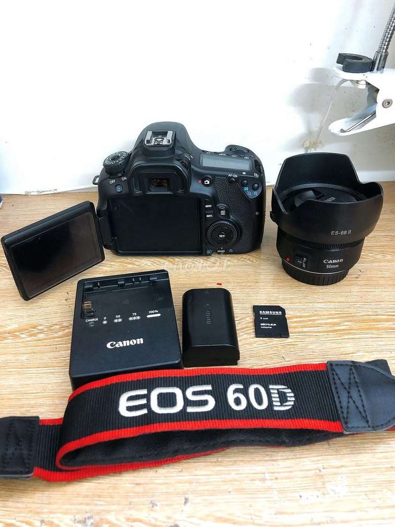 Máy ảnh Canon EOS 60D. Mua bán Máy ảnh, Máy quay tại Quận Bắc Từ Liêm Hà Nội được đăng bởi Đỗ Thành Lập hình 1