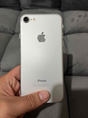 Apple iPhone 7 Bạc 32GB QT Full