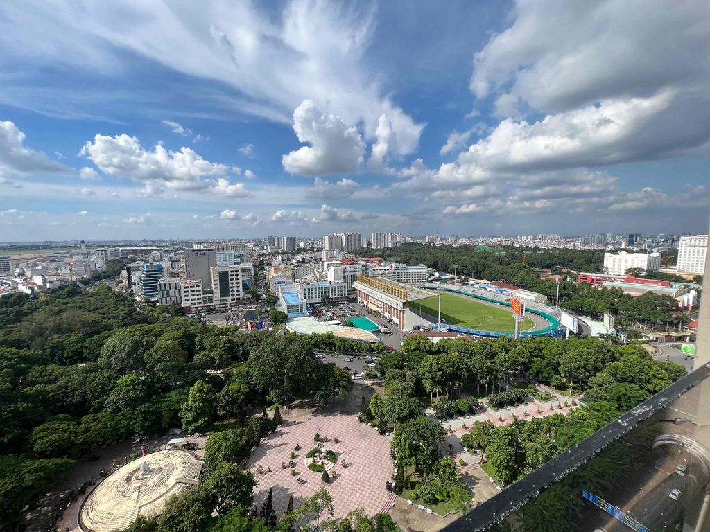 Bán gấp căn hoa hậu 3PN3WC view siêu đẹp Park Legend ngay sân bay