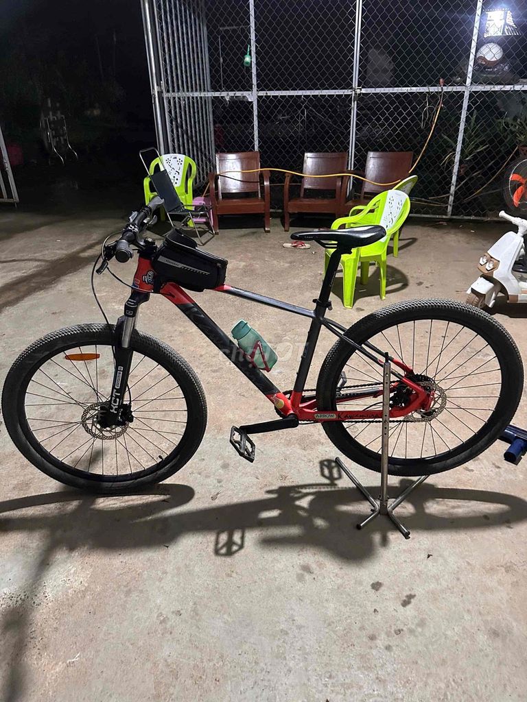 xe còn rất mới ae có thiện chí mua alo cho em ạ. Mua bán Xe đạp tại Huyện Long Thành Đồng Nai được đăng bởi Lê Thị Thảo Linh hình 3