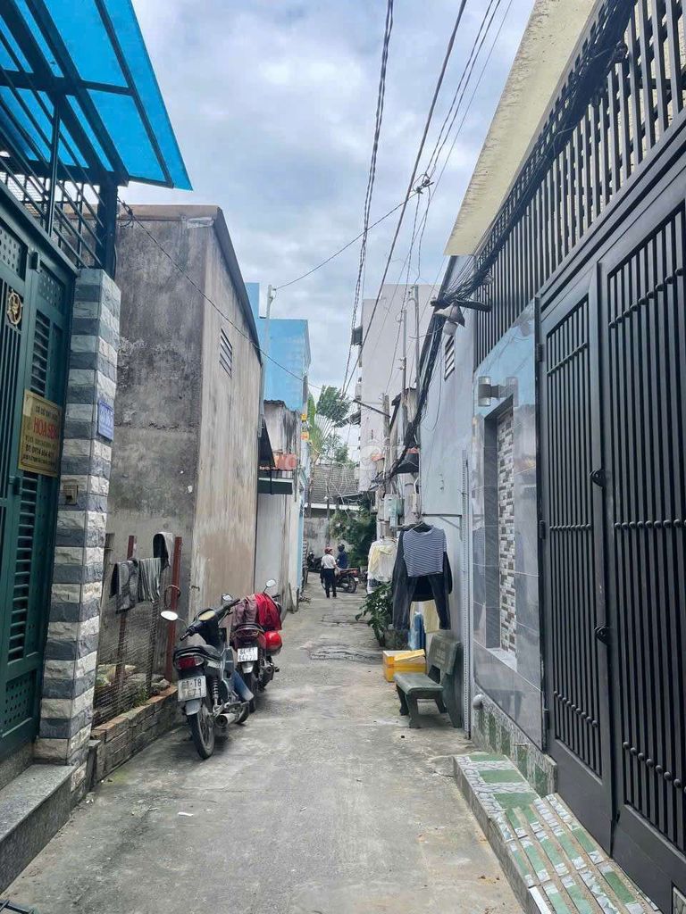 Bán dãy nhà trọ Lê Trọng Tấn, Tân Phú 5m x 15m