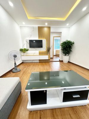 Bán căn hộ tập thể khu Kim Đồng, 2 PN, giá chỉ 1,9 tỷ