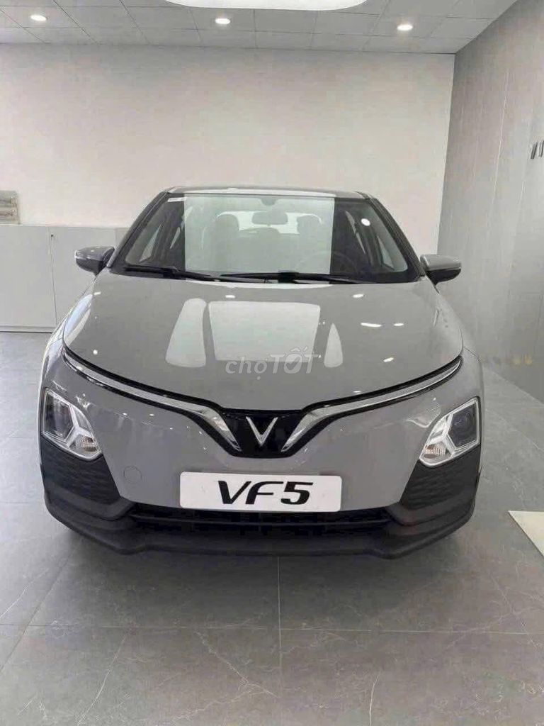 VinFast VF5 2025-𝐓𝐈𝐍 𝐍𝐎́𝐍𝐆 – 𝐌𝐔𝐀 𝐗𝐄 OĐ. Mua bán Ô tô tại Huyện Xuyên Mộc Bà Rịa - Vũng Tàu được đăng bởi cuong Nguyen hình 5