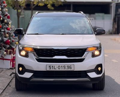 Kia Seltos Luxury màu Trắng. Mua bán Ô tô tại Thành phố Thủ Đức Tp Hồ Chí Minh được đăng bởi Văn hiếu