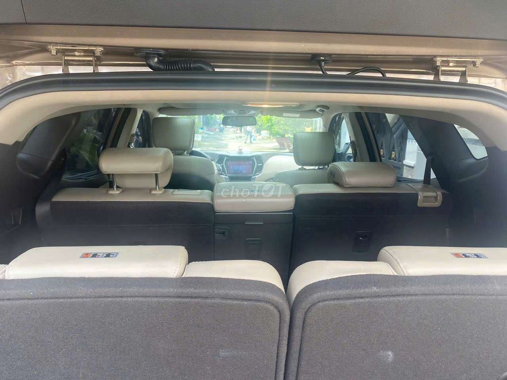 Hyundai Santafe 2.4l 2 cầu SX 2017 trả trước 240tr. Mua bán Ô tô tại Quận 12 Tp Hồ Chí Minh được đăng bởi Khoa Võ hình 13