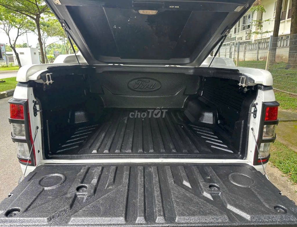 Ford Ranger 2020 XLS 2.2L 4x2 AT. Mua bán Ô tô tại Thành phố Thủ Dầu Một Bình Dương được đăng bởi CHỢ Ô TÔ AN SƯƠNG hình 7