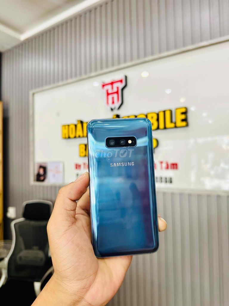 Samsung S10e 128G Xanh. Mua bán Điện thoại tại Quận Liên Chiểu Đà Nẵng được đăng bởi Hoàng Tú Mobile hình 1