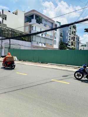 đất trống căn góc mặt tiền phạm văn chiêu 10 x 26m