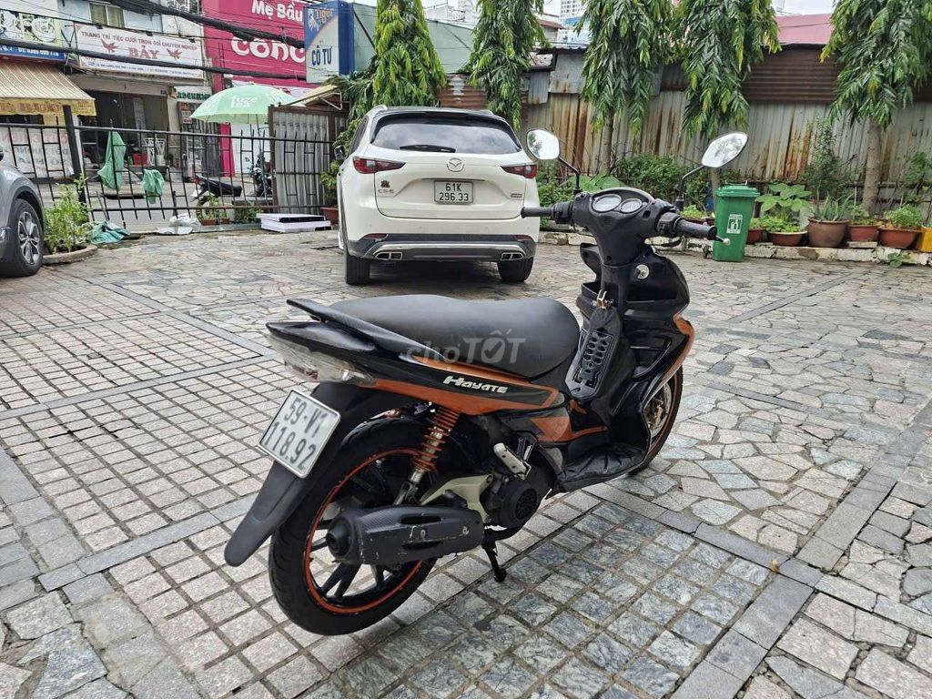 Скутер Suzuki Hayate, черно-оранжевый
