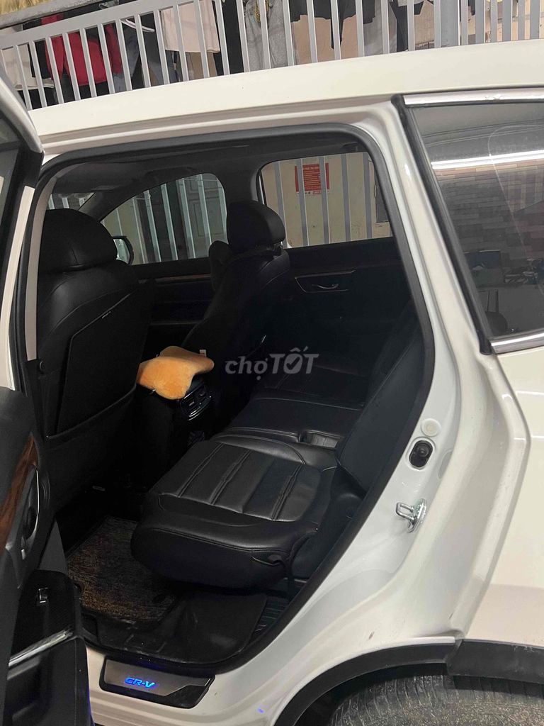 gd mình có chiec ko có nhu càu sd xe chính chủ. Mua bán Ô tô tại Quận Bắc Từ Liêm Hà Nội được đăng bởi anh tan hình 3