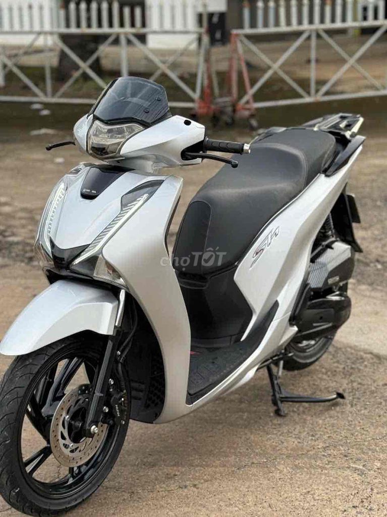 SH 150-2016 hỗ trợ góp. Mua bán Xe máy tại Huyện Trảng Bom Đồng Nai được đăng bởi Xe Máy Ngọc Hưng hình 3