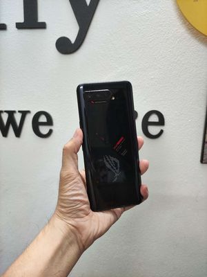Asus Asus ROG Phone 5 ram12/128g