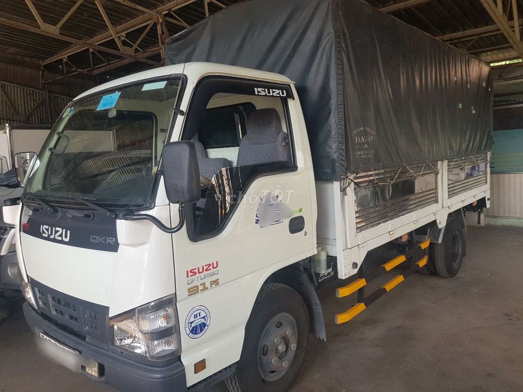 Giá xe Isuzu QKR 2015 đã sử dụng giá 356 triệu. Liên hệ ngay: 0989439827
