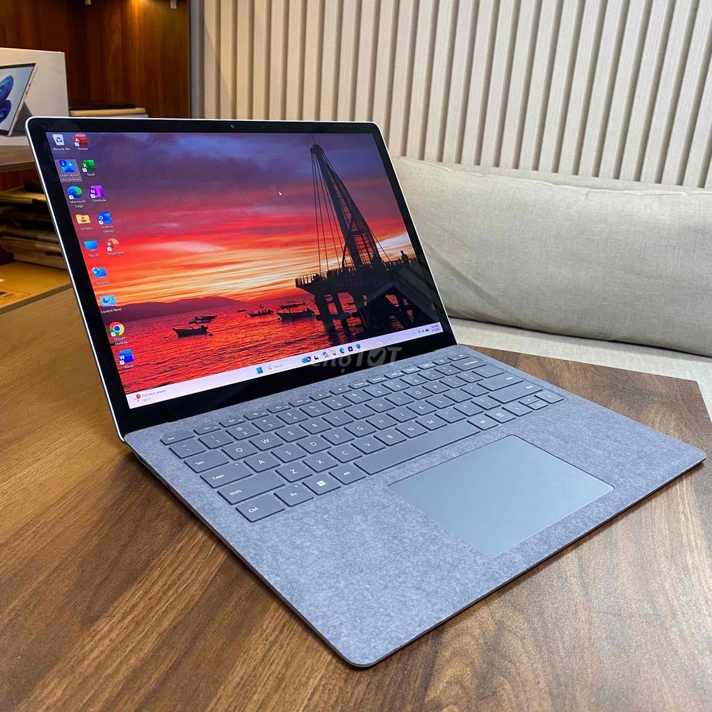 Microsoft Surface Laptop 4. Mua bán Laptop tại Thành phố Thủ Đức Tp Hồ Chí Minh được đăng bởi Vũ Surface hình 1