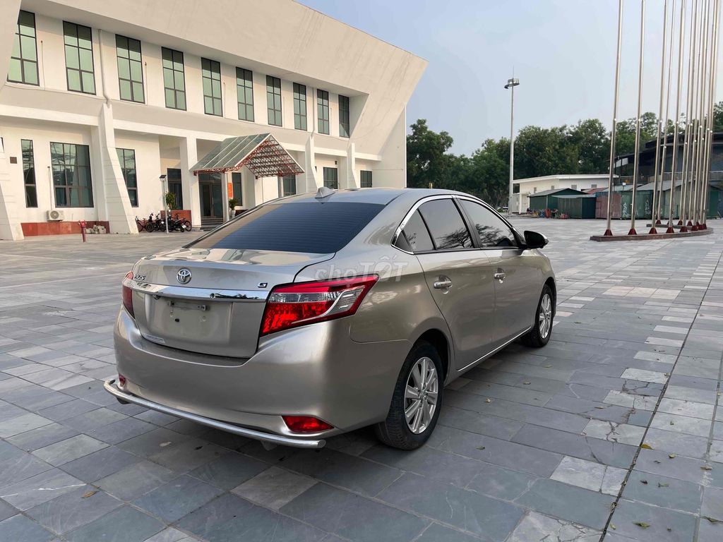 Toyota Vios 2017 1.5G xe đẹp lên nhiều đồ chơi. Mua bán Ô tô tại Quận Cầu Giấy Hà Nội được đăng bởi Phong Tinh Tế hình 5