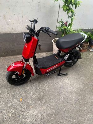 Xe đạp  điện Yadea Xbull Đỏ Mới đẹp