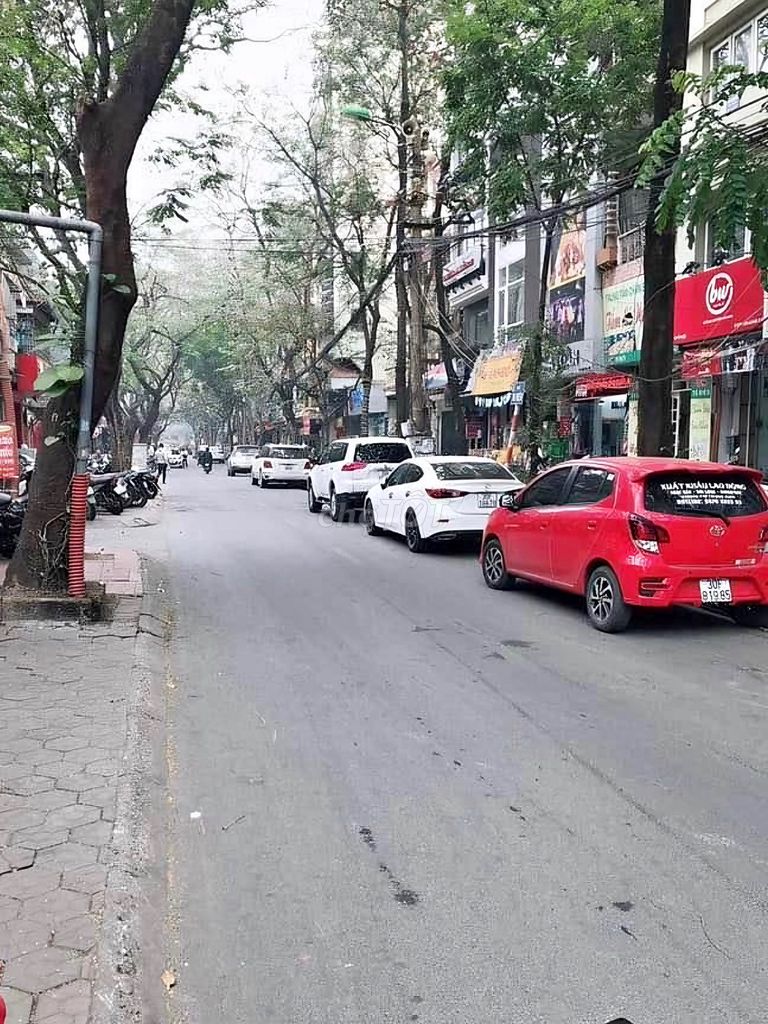 BÁN NHÀ TÂN MAI, NHÀ MỚI ĐẸP LONG LANH, TRƯỚC NHÀ THOÁNG SÁNG, 45m2