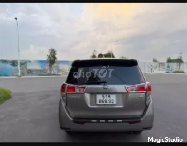 Toyota Innova 2022