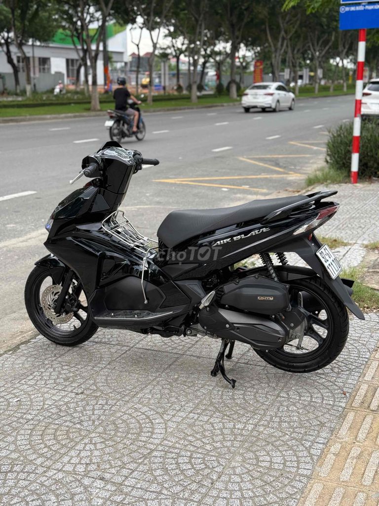 Ab đen bóng 2017 cực đẹp  Bao máy zin chất chạy ng. Mua bán Xe máy tại Quận Liên Chiểu Đà Nẵng được đăng bởi Thành Đại   hình 4