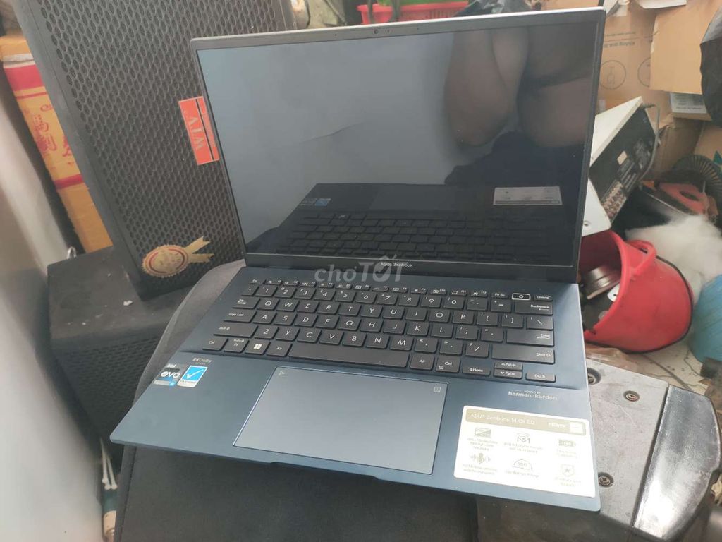 Asus ZenBook  14 - Core i5, SSD 256GB, 8GB RAM