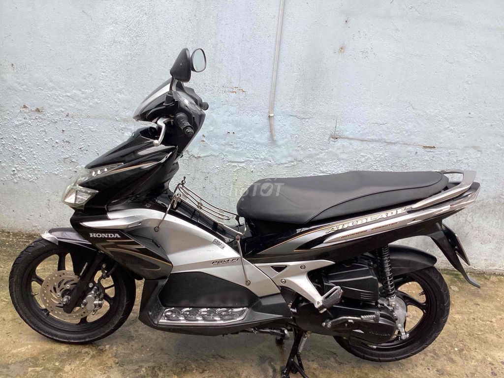 Honda Air Blade FI женский, оформлен на владельца