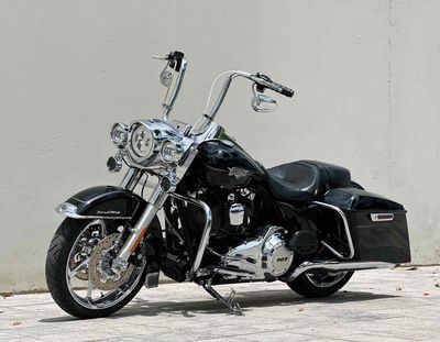 Phúc Lai Motor - Bán Harley Davidson RoadKing. Mua bán Xe máy tại Quận Long Biên Hà Nội được đăng bởi Nguyễn Thanh Phúc