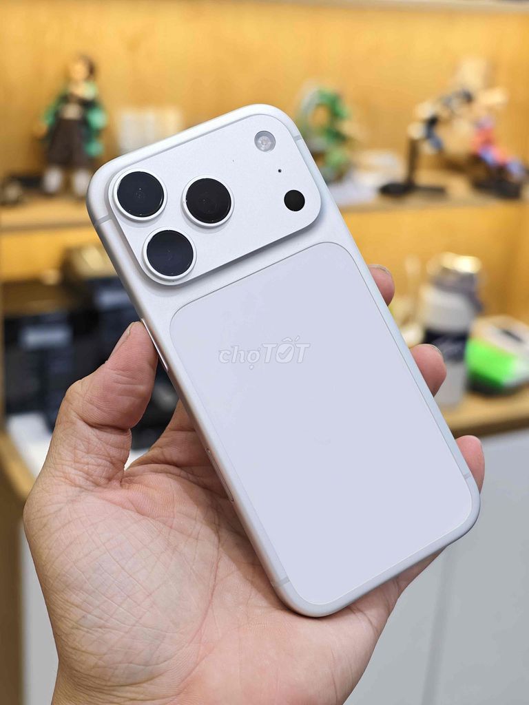 iPhone 17 Pro 256GB Bạc ZA/A 99%. Mua bán Điện thoại tại Quận 10 Tp Hồ Chí Minh được đăng bởi Khánh Trần hình 1