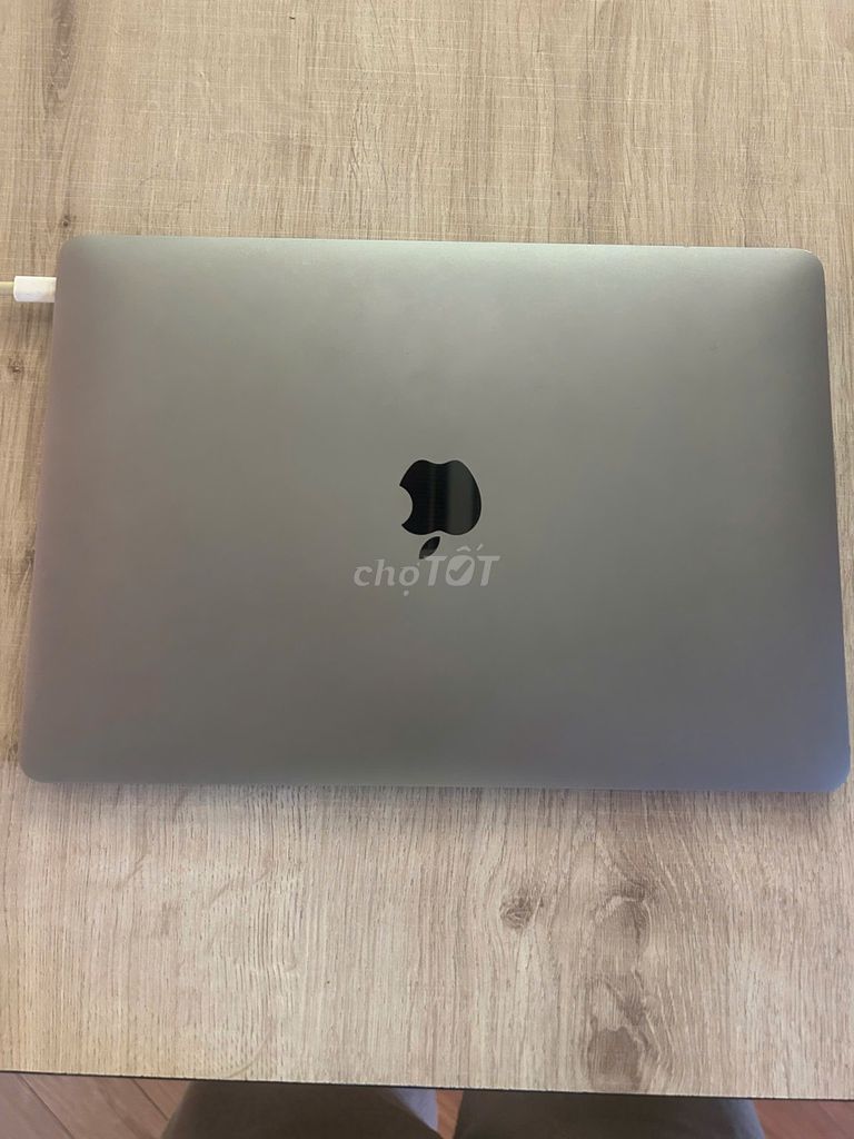Apple MacBook Air Retina i5 Like New. Mua bán Laptop tại Thành phố Thủ Đức Tp Hồ Chí Minh được đăng bởi Tiểu Yến  hình 1