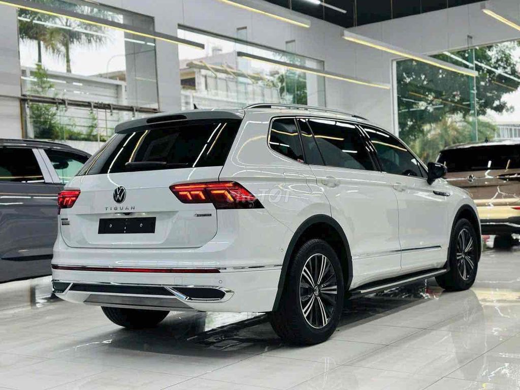 Tiguan Chỉ 210Tr Nhận Xe. Cam Kết Giá Tốt Nhât. Mua bán Ô tô tại Quận 1 Tp Hồ Chí Minh được đăng bởi Nguyễn Trí Thanh Tâm hình 3