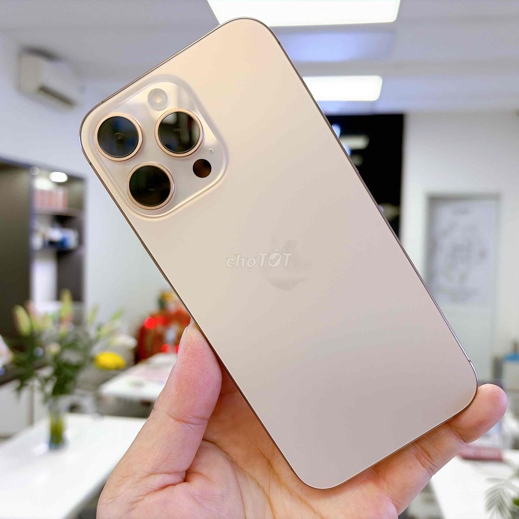 iPhone 16 Pro Max 256GB Sa mạc Sạc 11 lần zin keng. Mua bán Điện thoại tại Huyện Long Thành Đồng Nai được đăng bởi Gume Mobile Long Thành hình 1