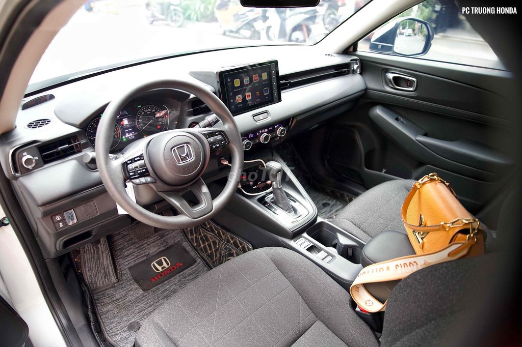 HRV G SENSING MẪU 2024,ODO: 2.000KM, SƠN ZIN 100%. Mua bán Ô tô tại Quận 10 Tp Hồ Chí Minh được đăng bởi PC Trương hình 11