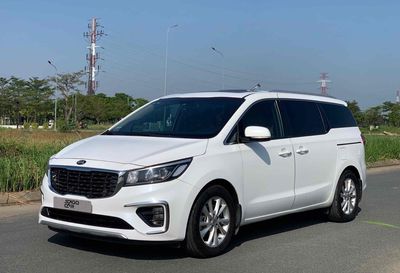 Kia Sedona 2019 Luxury D - 90000 km