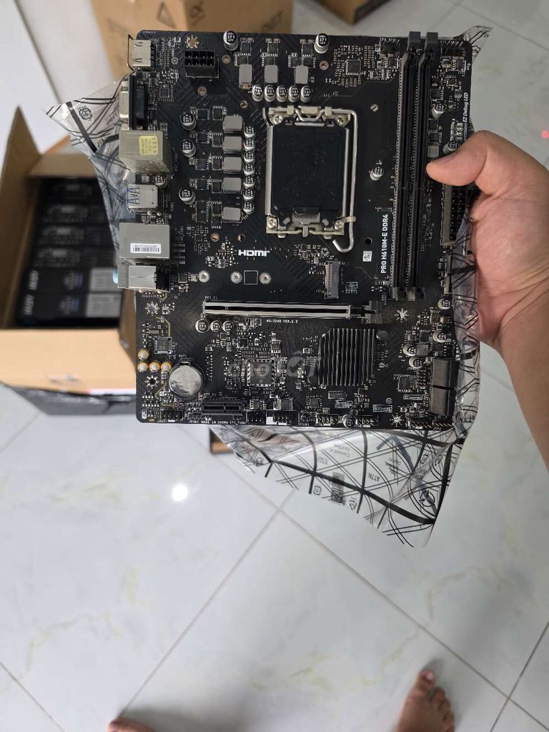 Mainboard MSI H610M-E Đen Mới 80%. Mua bán Linh kiện (RAM, Card...) tại Thành phố Vũng Tàu Bà Rịa - Vũng Tàu được đăng bởi Phạm Minh Nhật hình 1