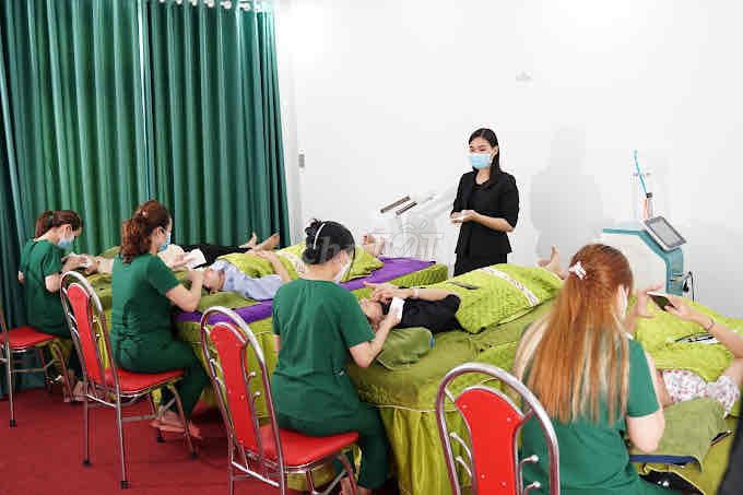 /viec-lam-quan-tan-binh-tp-ho-chi-minh/124321861.htm#px=SR-stickyad-[PO-1][PL-top]?i=3