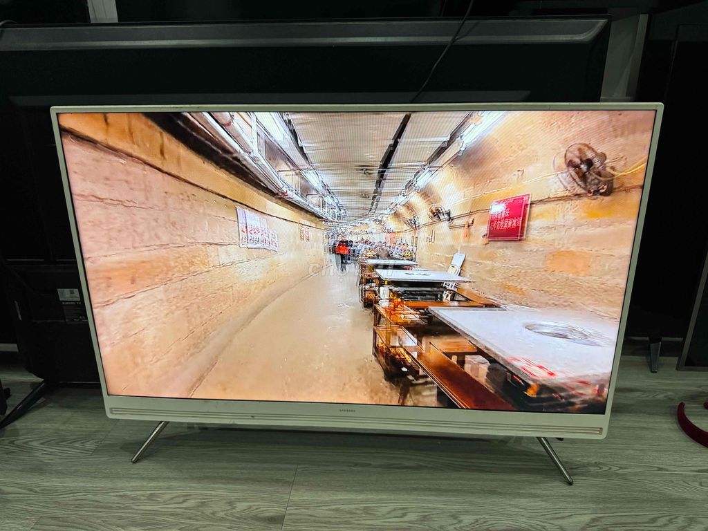 Tivi Samsung 43 inch 4K Trắng. Mua bán Tivi, Âm thanh tại Thành phố Buôn Ma Thuột Đắk Lắk được đăng bởi hieu bmt hình 1