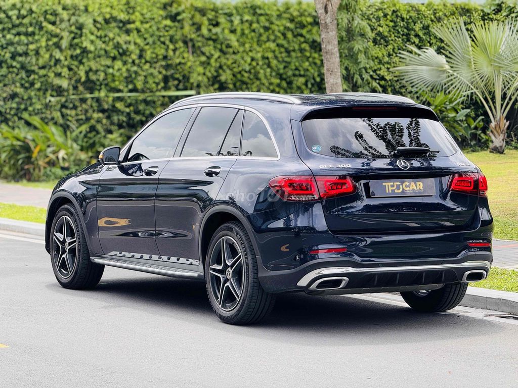 GLC300 4MATIC - 33000 KM XANH CAVANSITE. Mua bán Ô tô tại Quận Bình Tân Tp Hồ Chí Minh được đăng bởi Huỳnh Thiên Bảo hình 6