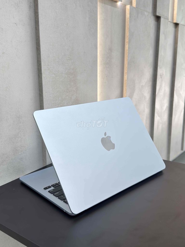 Apple MacBook Air M4 16GB/256GB. Mua bán Laptop tại Quận Thanh Khê Đà Nẵng được đăng bởi Nguyễn Văn Tâm hình 1