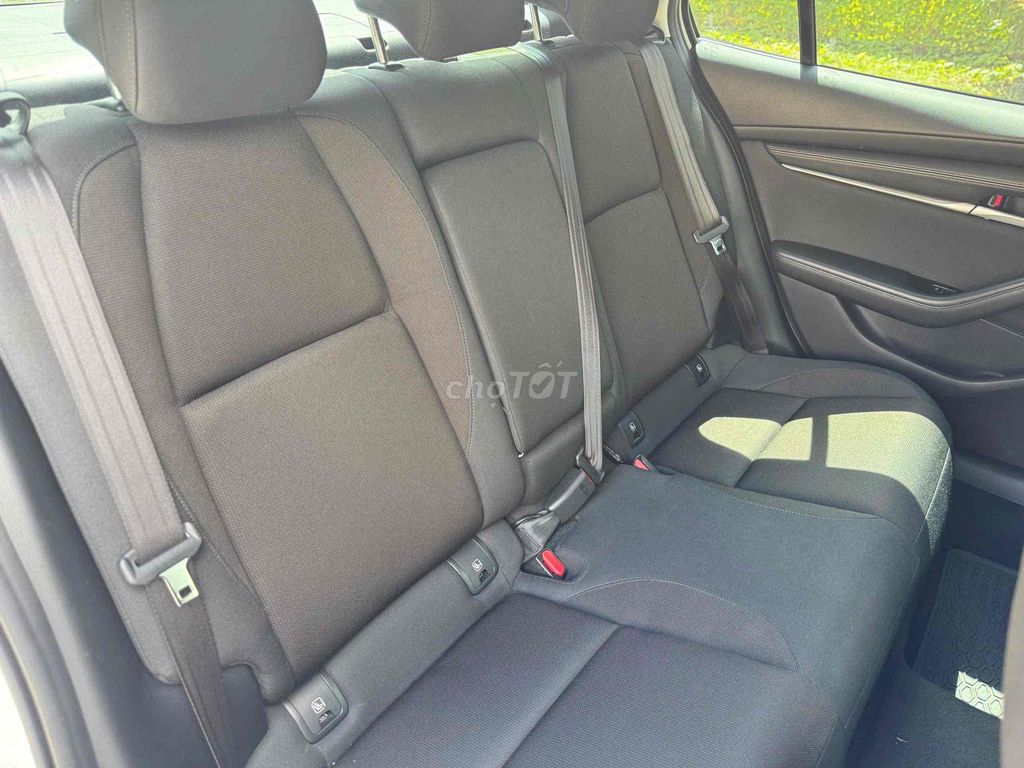 Mazda 3 2022 1.5L Deluxe 2022 Chỉ Từ 160Triệu. Mua bán Ô tô tại Quận Cái Răng Cần Thơ được đăng bởi Chuyên Mua Bán Ô Tô Qua Sử Dụng Carpla Cần Thơ hình 12