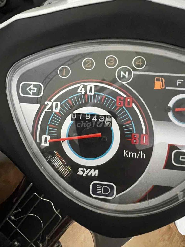 SYM Elegant 50 2025 Trắng Đỏ 1800 km. Mua bán Xe máy tại Quận Tân Bình Tp Hồ Chí Minh được đăng bởi Nguyễn Hồng Minh hình 2