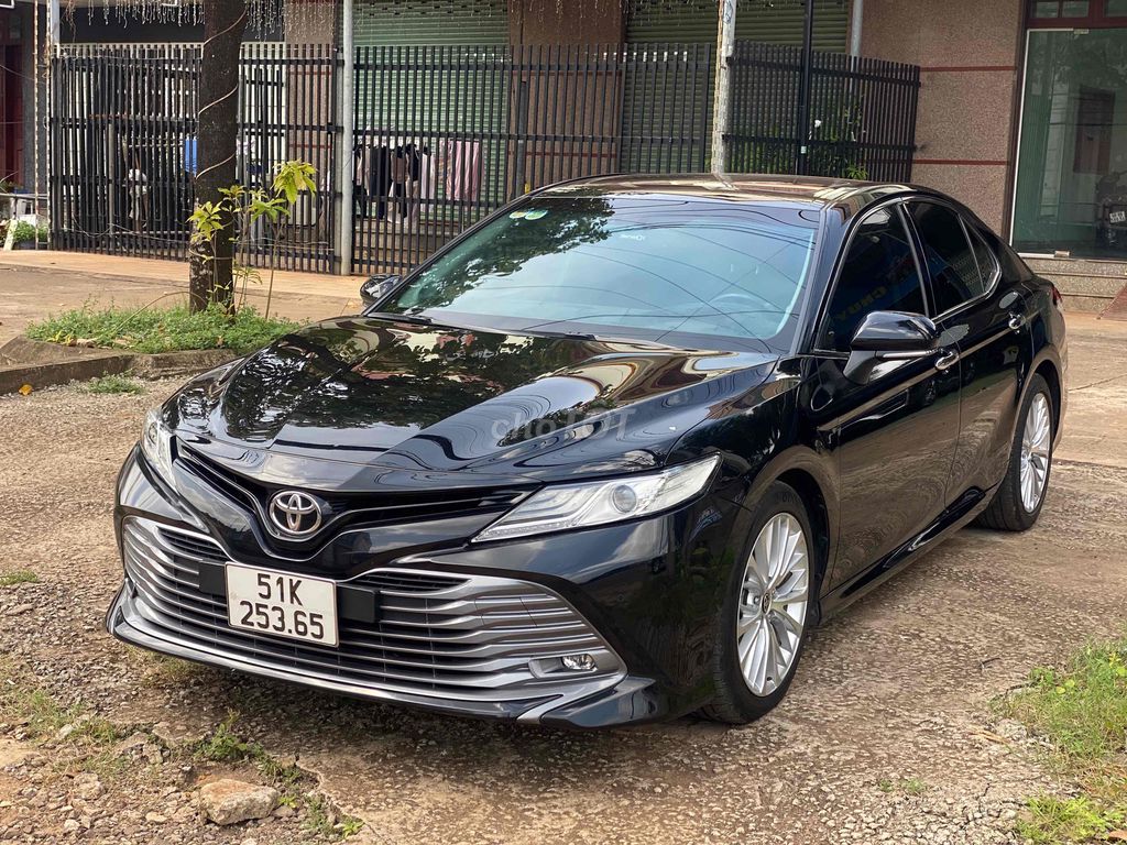 Toyota Camry 2019 2.5 Q. Mua bán Ô tô tại Thành phố Long Khánh Đồng Nai được đăng bởi Mr hiếu hình 2