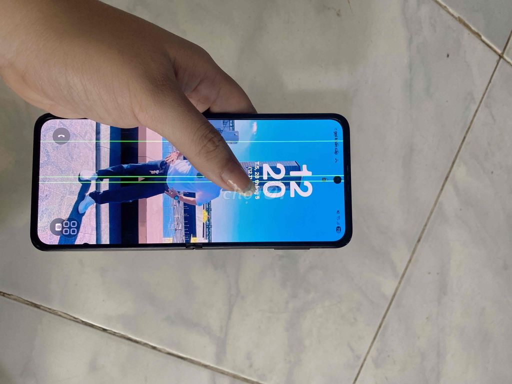 Samsung Z Flip3 chữa cháy. Mua bán Điện thoại tại Huyện Bình Chánh Tp Hồ Chí Minh được đăng bởi Gia Vỹ hình 1
