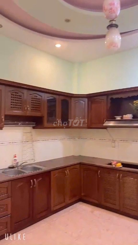 Дом в переулке для машин Lac Long Quan, район Tan Binh, 45 кв.м, 4 этажа, 3 спальни
