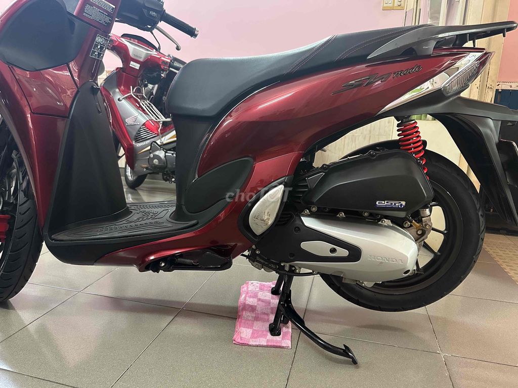 Honda SH Mode 2022 ABS красный, пробег 10363 км