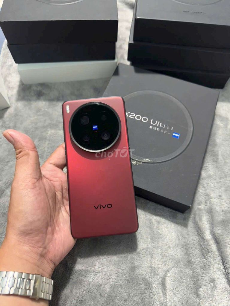 Vivo X200 Ultra Đỏ Đã sử dụng. Mua bán Điện thoại tại Thành phố Trà Vinh Trà Vinh được đăng bởi Tâm An hình 1
